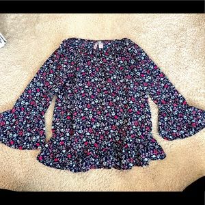 Floral shirt with bell sleeves